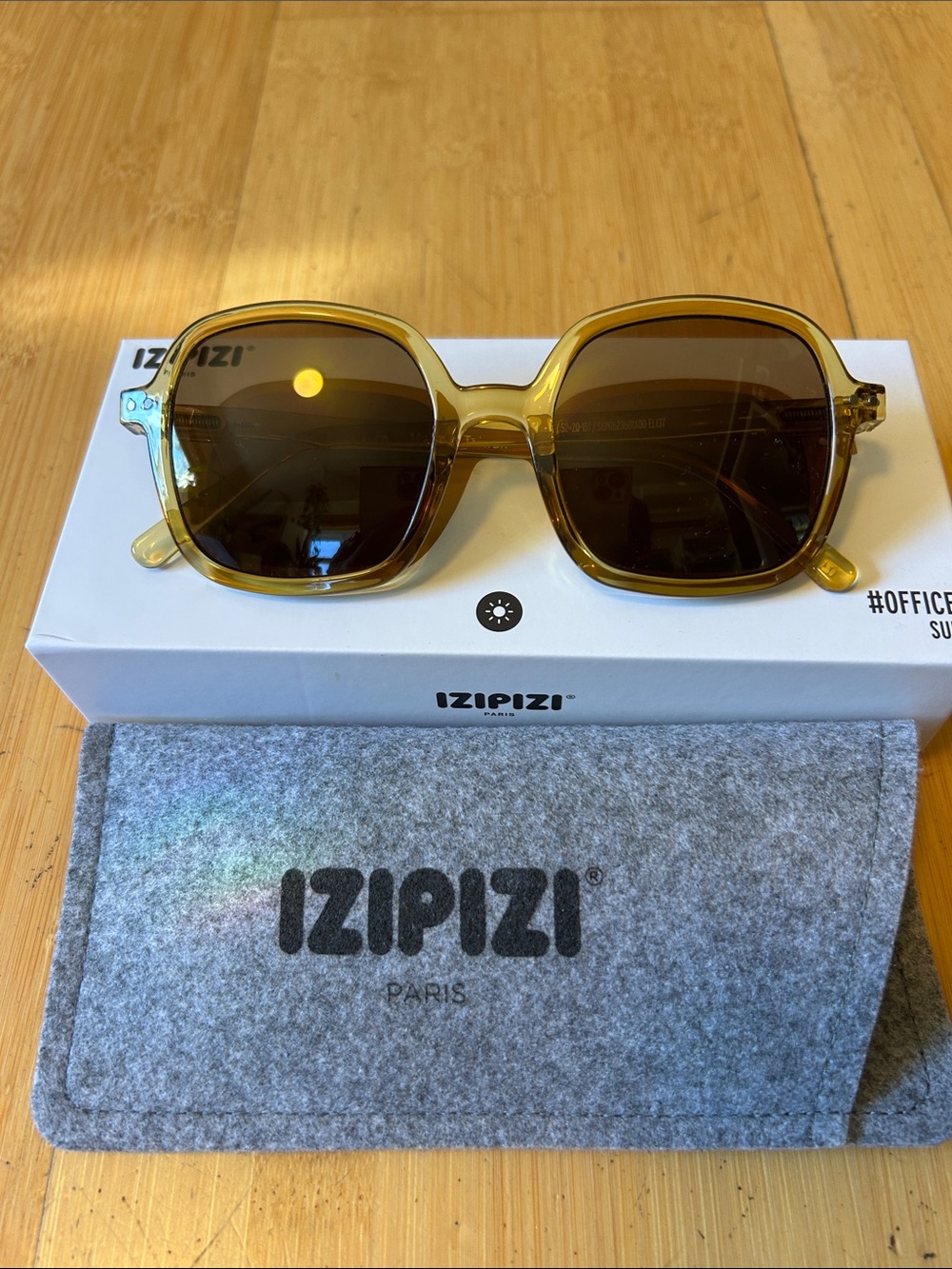 IZIPIZI Women’s ‘Office’ Sunglasses - 1970’s vibe Amber Frame with Brown Lenses